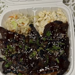 PIPIKAULA BEEF SHORT RIB PLATE