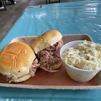 Lavaca BBQ - Kids meal $8 - Barbeque Near Me - Victoria, Texas