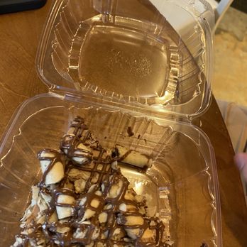 Fireman Derek’s Bake Shop - Peanut butter pie - Desserts Near Me - Miami, Florida Fireman Derek’s Bake Shop - Peanut butter pie - Desserts Near Me - Miami, Florida