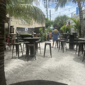 The Salt Water Hippie - Outside bar and stage - Bars Near Me - Madeira Beach, Florida The Salt Water Hippie - Outside bar and stage - Bars Near Me - Madeira Beach, Florida