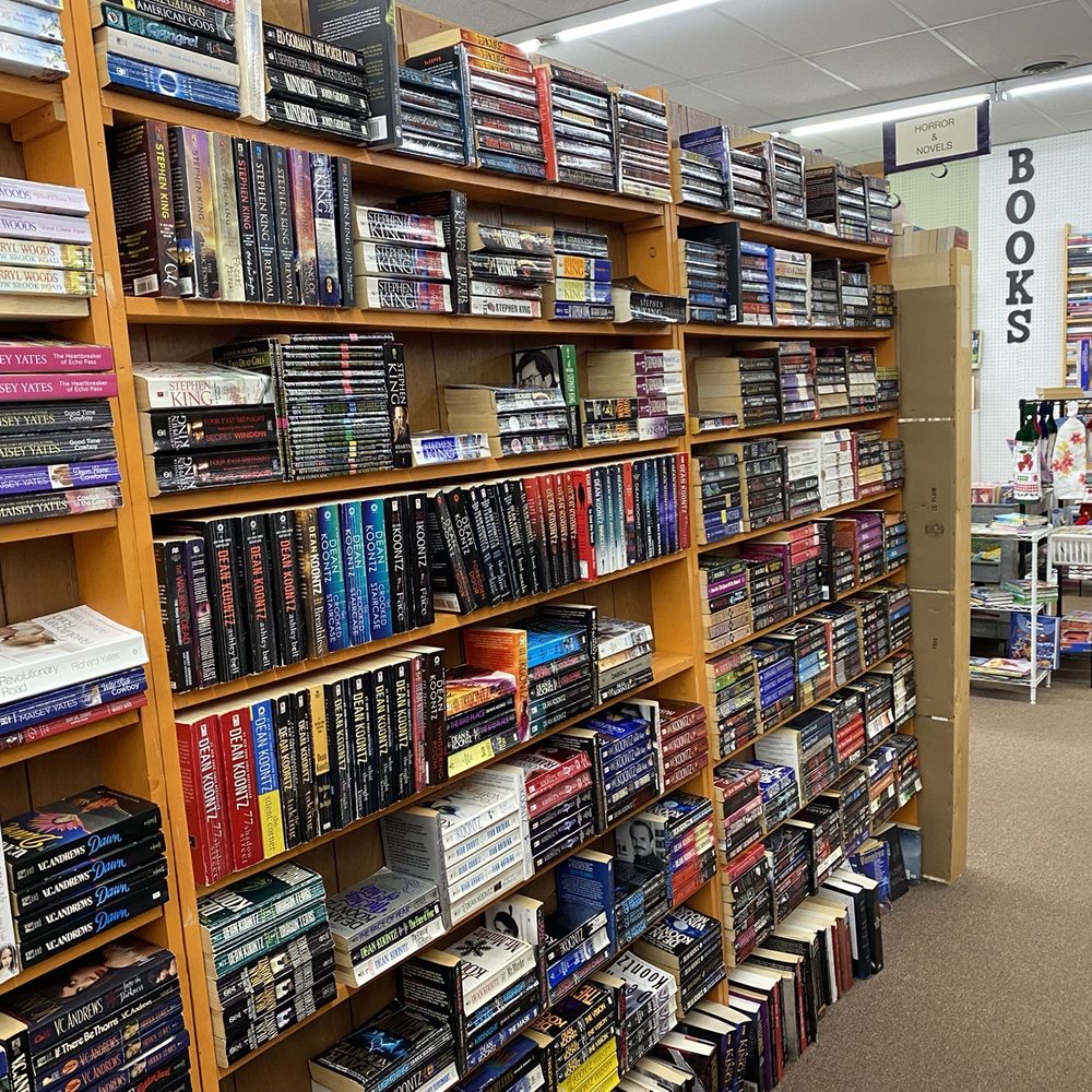 Paperback Exchange - They actually had Stephen King books - look at the selection! - Bookstores Near Me - Lemoyne, Pennsylvania Paperback Exchange - They actually had Stephen King books - look at the selection! - Bookstores Near Me - Lemoyne, Pennsylvania
