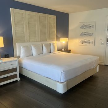 Paradise Point - Junior suite room - Resorts Near Me - San Diego, California Paradise Point - Junior suite room - Resorts Near Me - San Diego, California
