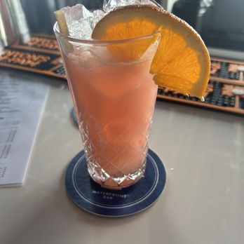 The Pearl Waterfront Bar - Salerno Sunburn! Must like Campari &gin - Wine Bars Near Me - Stuart, Florida