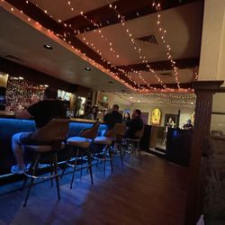 Giovanni's Restaurant - Bar / lounge area and booths (comfy and cozy!)