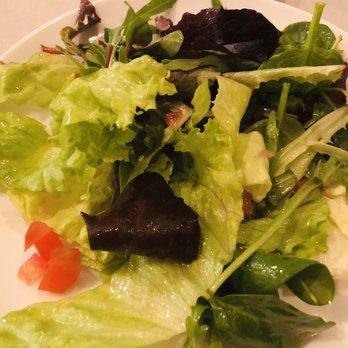 Le Perron - Salad with amazing balsamic dressing - French Near Me - Geneva, GE Le Perron - Salad with amazing balsamic dressing - French Near Me - Geneva, GE