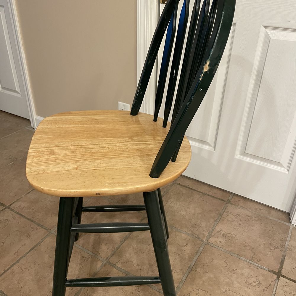 Antique & Modern Revivers - Before pic - Furniture Repair Near Me - Myrtle Beach, South Carolina Antique & Modern Revivers - Before pic - Furniture Repair Near Me - Myrtle Beach, South Carolina