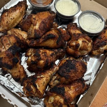 Cascadia Pizza - Wings naked - Pizza Near Me - Tempe, Arizona Cascadia Pizza - Wings naked - Pizza Near Me - Tempe, Arizona