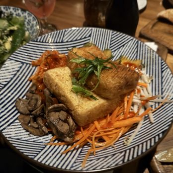 The Wheel - Korean Rice Bowl - New American Near Me - Stamford, Connecticut The Wheel - Korean Rice Bowl - New American Near Me - Stamford, Connecticut