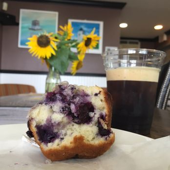 Coffee Booths - Warm, fresh Blueberry muffin - Coffee & Tea Near Me - Selden, New York Coffee Booths - Warm, fresh Blueberry muffin - Coffee & Tea Near Me - Selden, New York