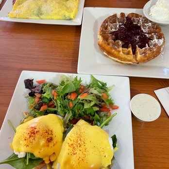 Cowboy Cafe - California omelet, Florentine, Waffle - American Near Me - Sheridan, Wyoming