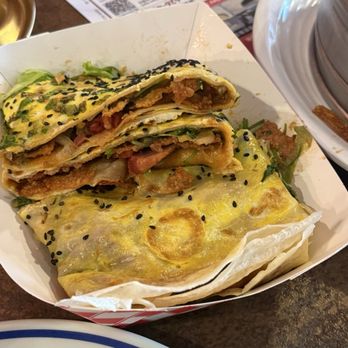 Auntie Qiu Kitchen - pancake with double eggs, lettuce, crisp fritter, and beef - Dim Sum Near Me - Alhambra, California