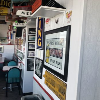 Red Horse Diner - Burgers Near Me - Ellensburg, Washington Red Horse Diner - Burgers Near Me - Ellensburg, Washington