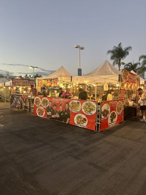 atSiam Night Market by null