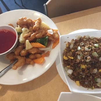 Mai Lee - Sweet and sour chicken. - Vietnamese Near Me - Saint Louis, Missouri