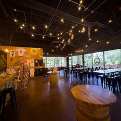 Six Bridges-Johns Creek - Indoor Space Indoor Space