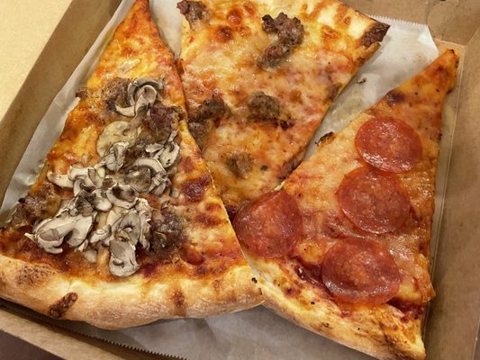 The Coop Pizza by null