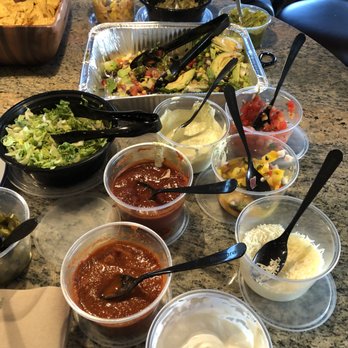 Pecado Bueno Catering - Caterers Near Me