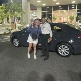 Frontier Toyota - Lucky the amazing associate !! Set a consultation with him!! - Car Dealers Near Me - Valencia, California Frontier Toyota - Lucky the amazing associate !! Set a consultation with him!! - Car Dealers Near Me - Valencia, California