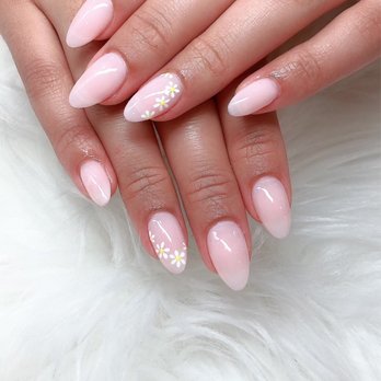 Mai Nail Bar - Nail Salons Near Me - Pasadena, California