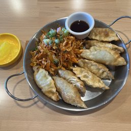 Bibim pork mandu