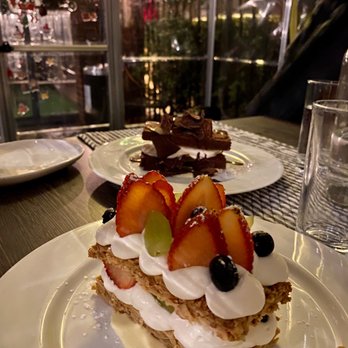 501 Local - Chocolate cake and Mille-Feuille - New American Near Me - Winnetka, Illinois 501 Local - Chocolate cake and Mille-Feuille - New American Near Me - Winnetka, Illinois