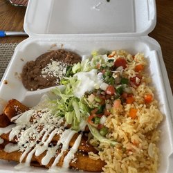 Mi Antojo Mexican Restaurant - Enchiladas Trio