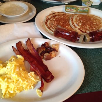Brother Juniper's - Blueberry pancakes yummy - Breakfast & Brunch Near Me - Memphis, Tennessee