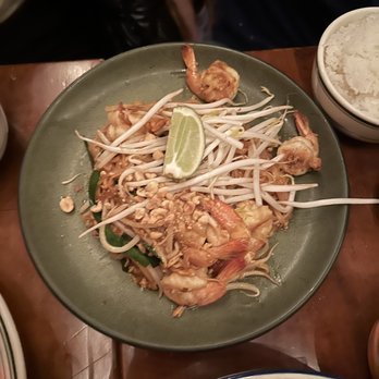 Soothr - Shrimp Pad Thai - Thai Near Me - New York, New York