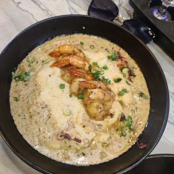 32 North - Jerk shrimp and grits - Breakfast & Brunch Near Me - Valley Stream, New York 32 North - Jerk shrimp and grits - Breakfast & Brunch Near Me - Valley Stream, New York