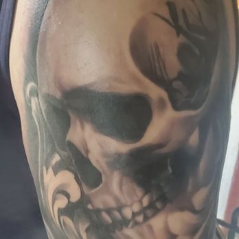 Skin Design Tattoo - @dretattoer - Tattoo Near Me - Stanton, California Skin Design Tattoo - @dretattoer - Tattoo Near Me - Stanton, California