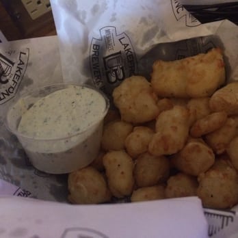 Lakefront Brewery - Fried cheese curds with garlic ranch! - Breweries Near Me - Milwaukee, Wisconsin Lakefront Brewery - Fried cheese curds with garlic ranch! - Breweries Near Me - Milwaukee, Wisconsin
