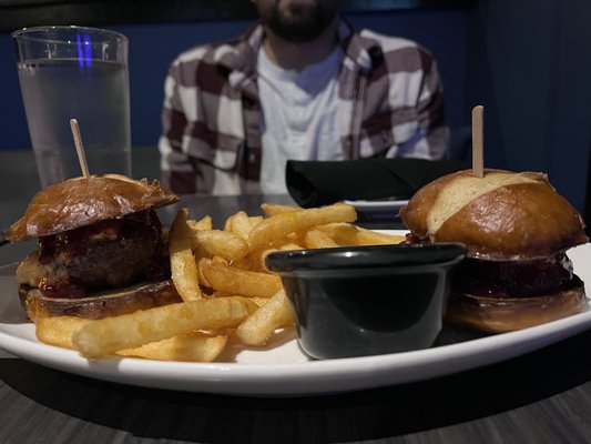BAR BISTRO by null