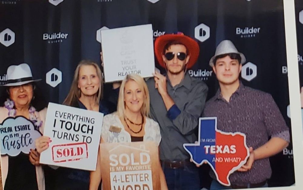 MICHELLE PHILLIPS SIMMONDS REAL ESTATE 18 Photos 17148 I35 N