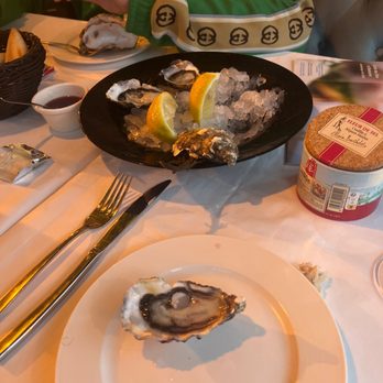 Chez Mô - Albert 1er - Oysters - Seafood Near Me - Antibes, 06 Chez Mô - Albert 1er - Oysters - Seafood Near Me - Antibes, 06