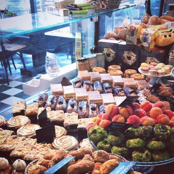 Cafe Croquant - Patisserie/Cake Shop Near Me - Frankfurt, HE Cafe Croquant - Patisserie/Cake Shop Near Me - Frankfurt, HE