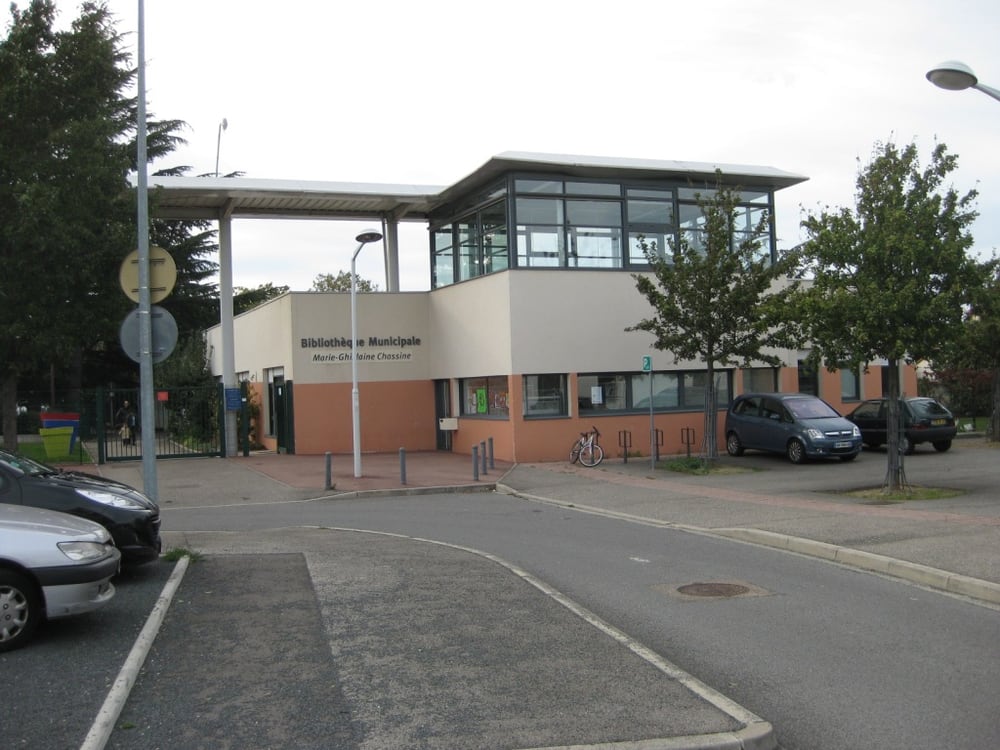 BIBLIOTHÈQUE MARIEGHISLAINE CHASSINE Rue Joseph Blein, Vaulx en
