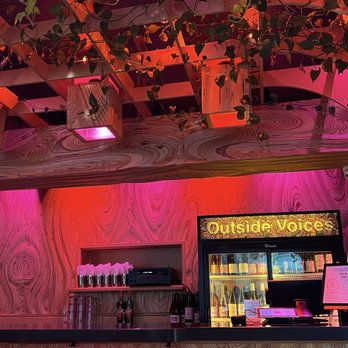 Outside Voices - Bar area - Wine Bars Near Me - Chicago, Illinois