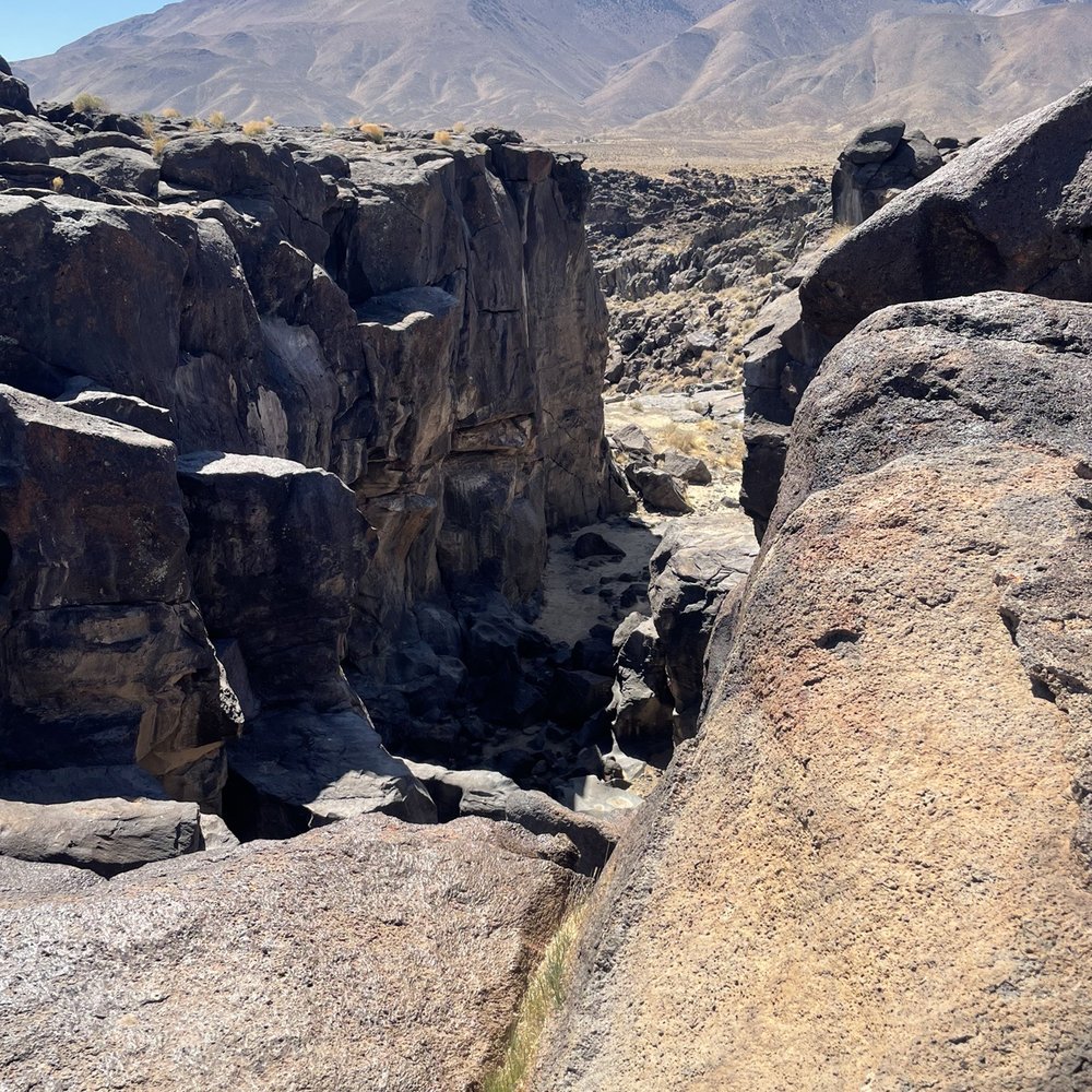 Fossil Falls - Hiking Near Me - Little Lake, California Fossil Falls - Hiking Near Me - Little Lake, California