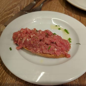 Alta Taberna Paco Meralgo - Tartare steak - Tapas/Small Plates Near Me - Barcelona, B Alta Taberna Paco Meralgo - Tartare steak - Tapas/Small Plates Near Me - Barcelona, B