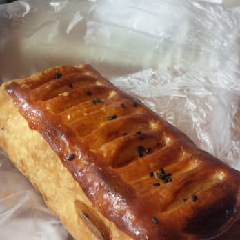 Tous Les Jours - Sweet potato croissant - Bakeries Near Me - Bellevue, Washington Tous Les Jours - Sweet potato croissant - Bakeries Near Me - Bellevue, Washington