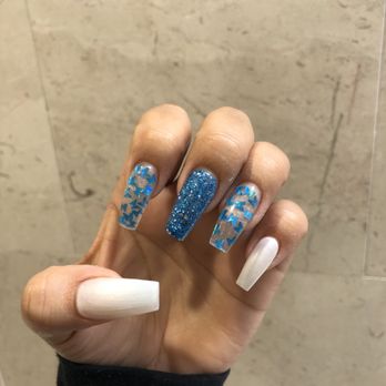 Canvas Nails & Spa - Full set by Ivy - Nail Salons Near Me - Chandler, Arizona