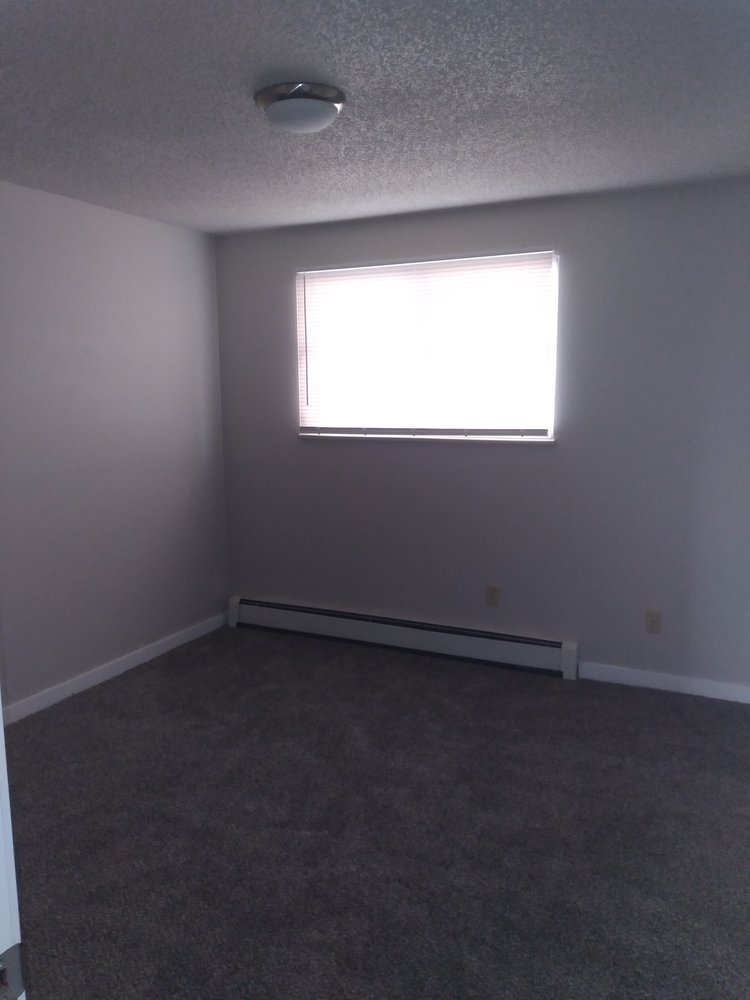 Slide of J&O Handy Services