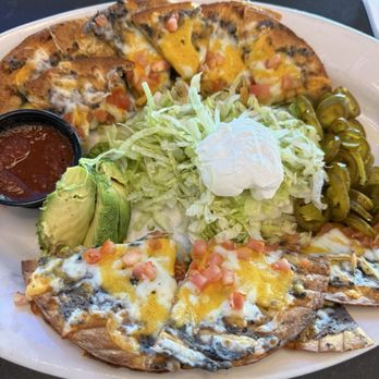 Boston's Pizza Restaurant & Sports Bar - Nachos - Pizza Near Me - Pooler, Georgia