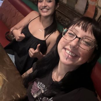 Bombay Bar & Grill - Smiles all around - Indian Near Me - Sacramento, California Bombay Bar & Grill - Smiles all around - Indian Near Me - Sacramento, California