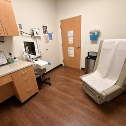 Franciscan Medical Clinic - 10/5/26 Patient room