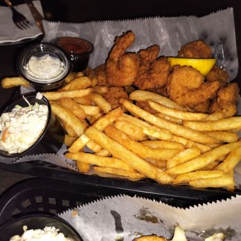 Vickery's Bar & Grill - Fried shrimp platter - Bars Near Me - Mount Pleasant, South Carolina Vickery's Bar & Grill - Fried shrimp platter - Bars Near Me - Mount Pleasant, South Carolina