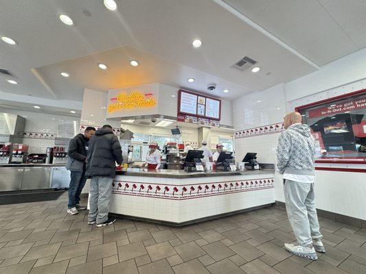 In-N-Out Burger by null