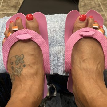 Pretty Nails 2 - Hot Stone Pedicure - Nail Salons Near Me - Omaha, Nebraska Pretty Nails 2 - Hot Stone Pedicure - Nail Salons Near Me - Omaha, Nebraska
