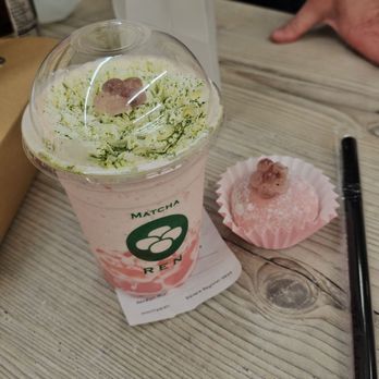 Mochi-ya Ren - Sakura smoothie - Desserts Near Me - San Jose, California Mochi-ya Ren - Sakura smoothie - Desserts Near Me - San Jose, California