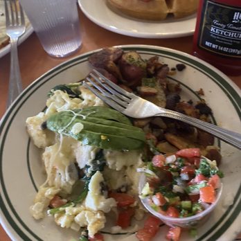 Original Breakfast House - Five Egg White Scramble - Breakfast & Brunch Near Me - Phoenix, Arizona